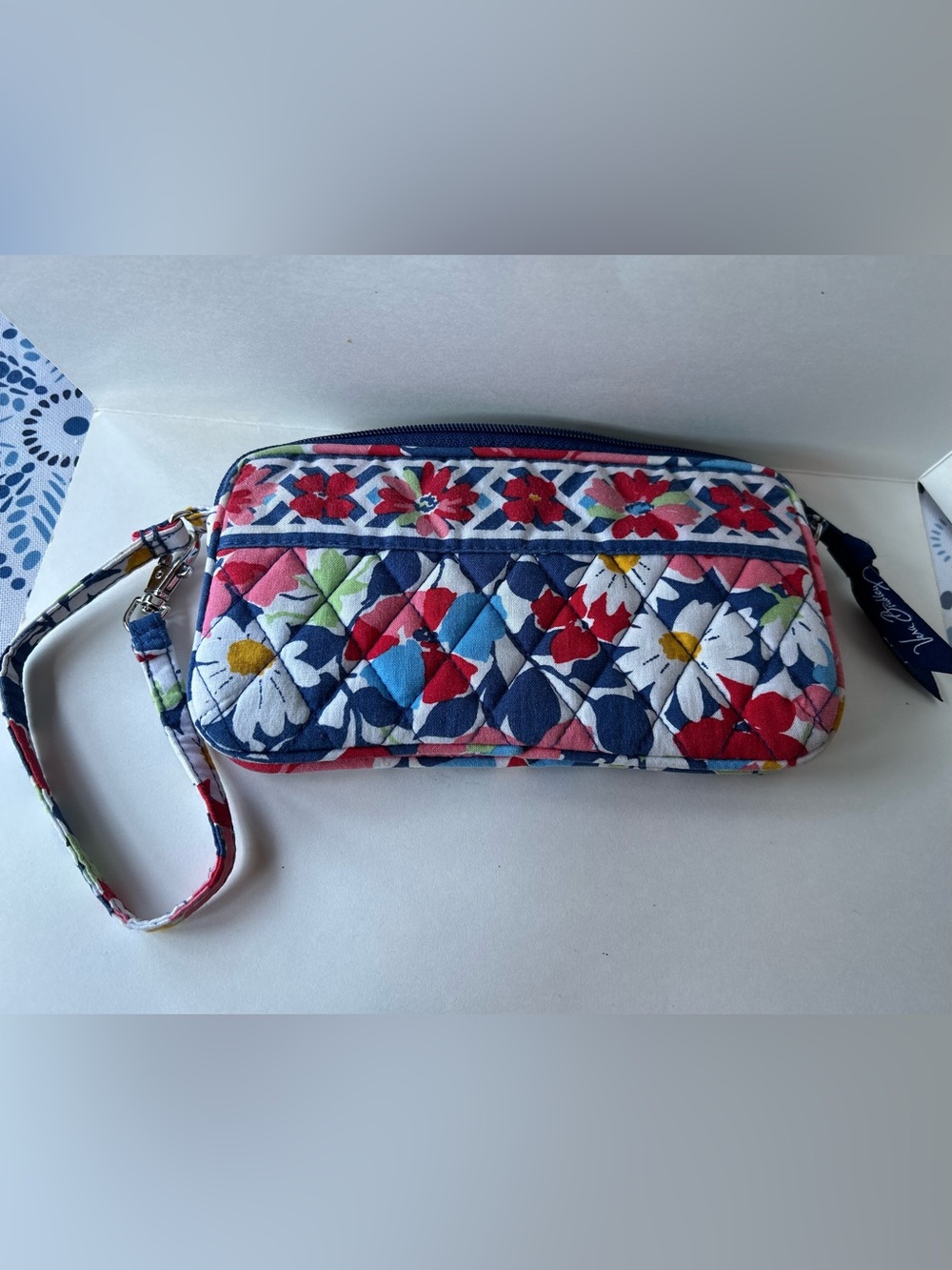 Vera Bradley summer Cottage Quilted Wristlet